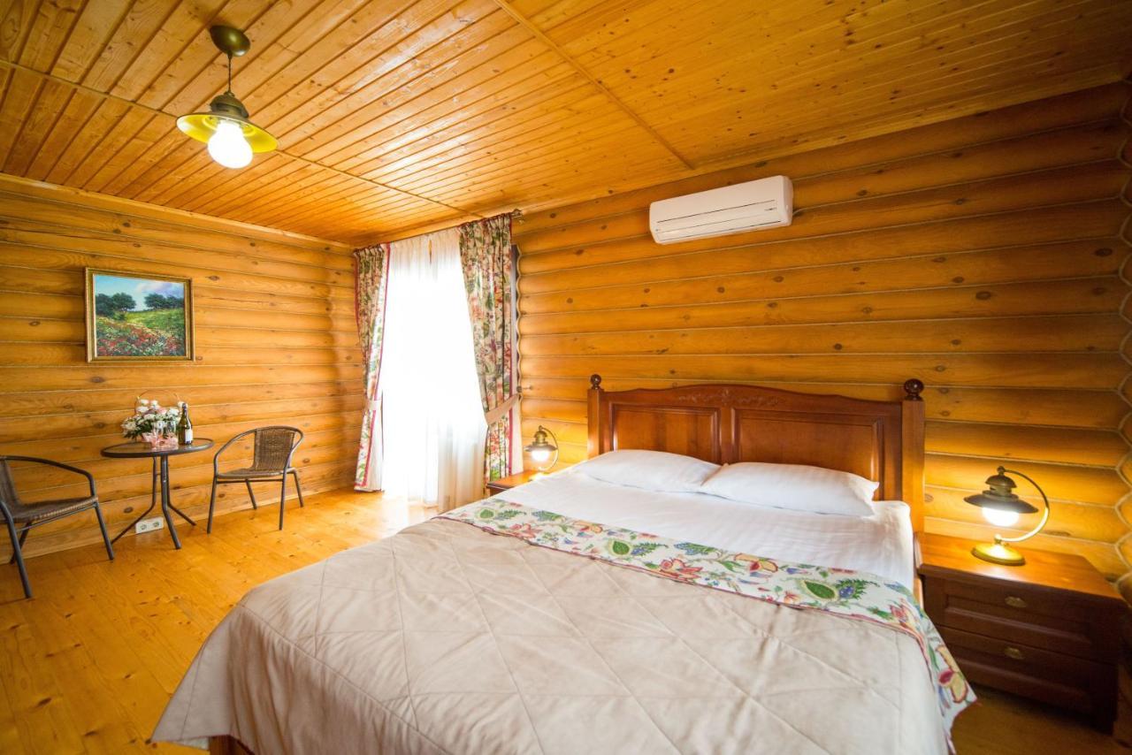 Комплекс Відпочинку Пампушка & Подушка Hotell Burlach'ya Balka Exteriör bild
