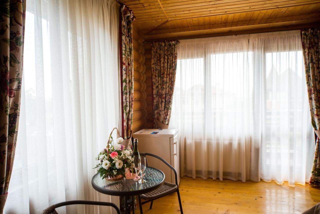 Комплекс Відпочинку Пампушка & Подушка Hotell Burlach'ya Balka Exteriör bild