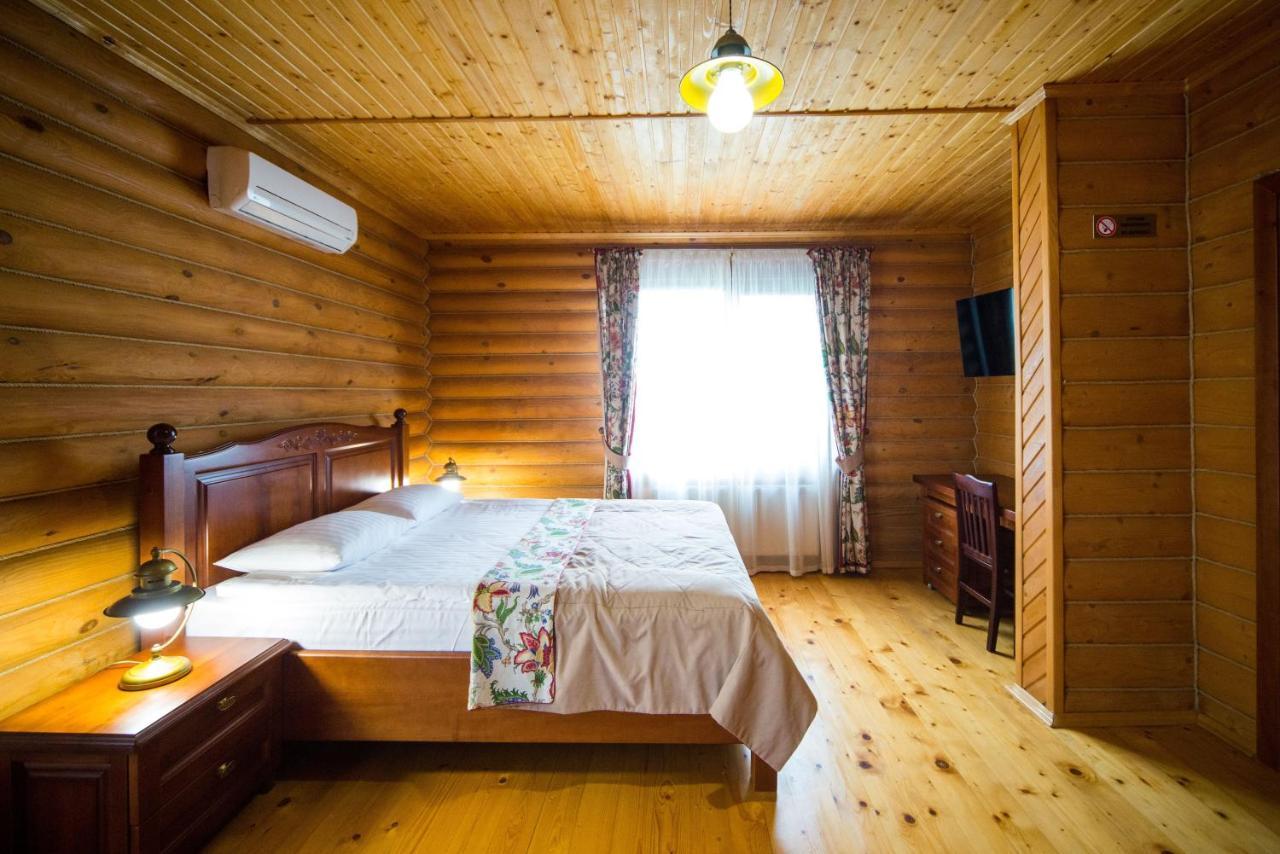 Комплекс Відпочинку Пампушка & Подушка Hotell Burlach'ya Balka Exteriör bild