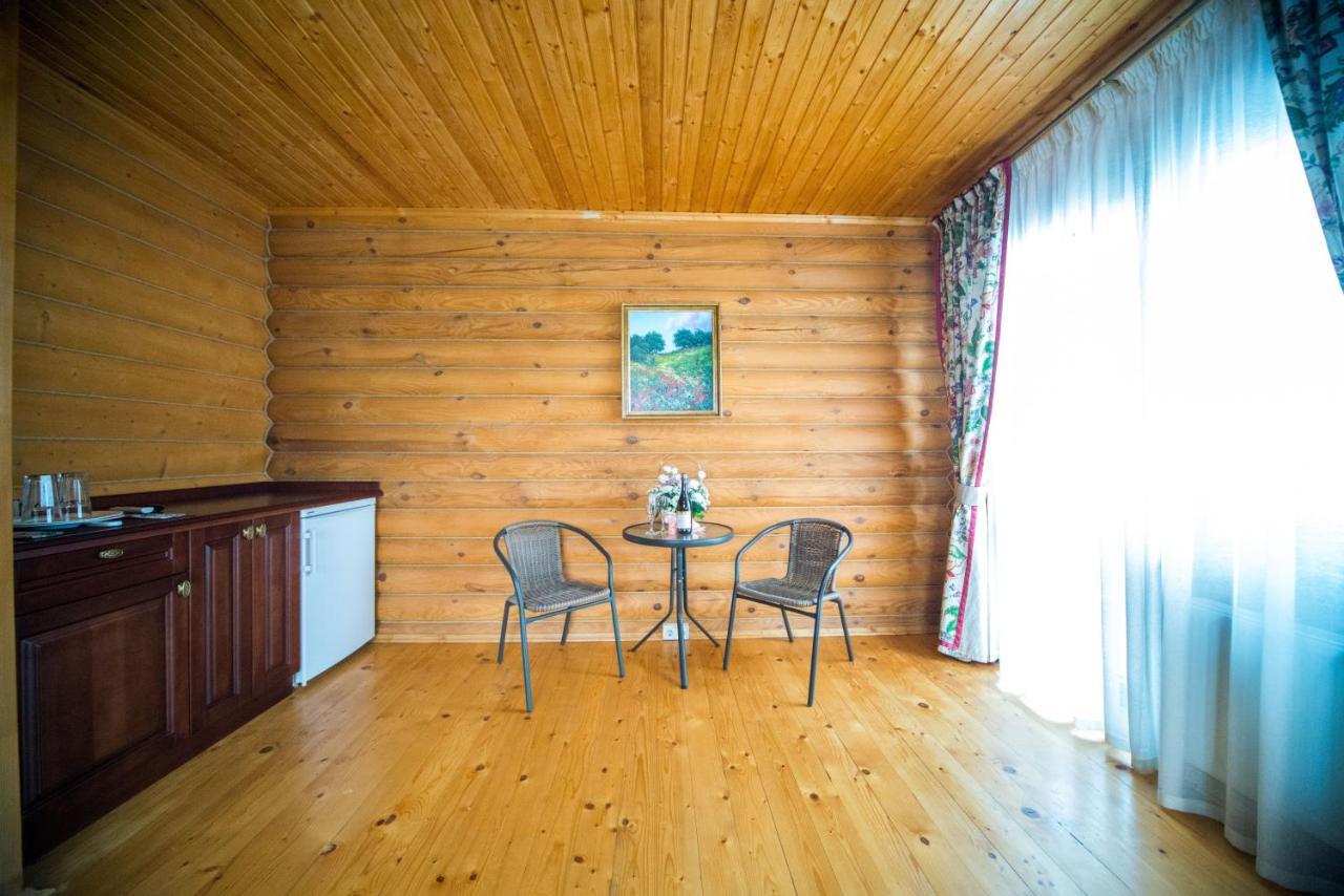 Комплекс Відпочинку Пампушка & Подушка Hotell Burlach'ya Balka Exteriör bild